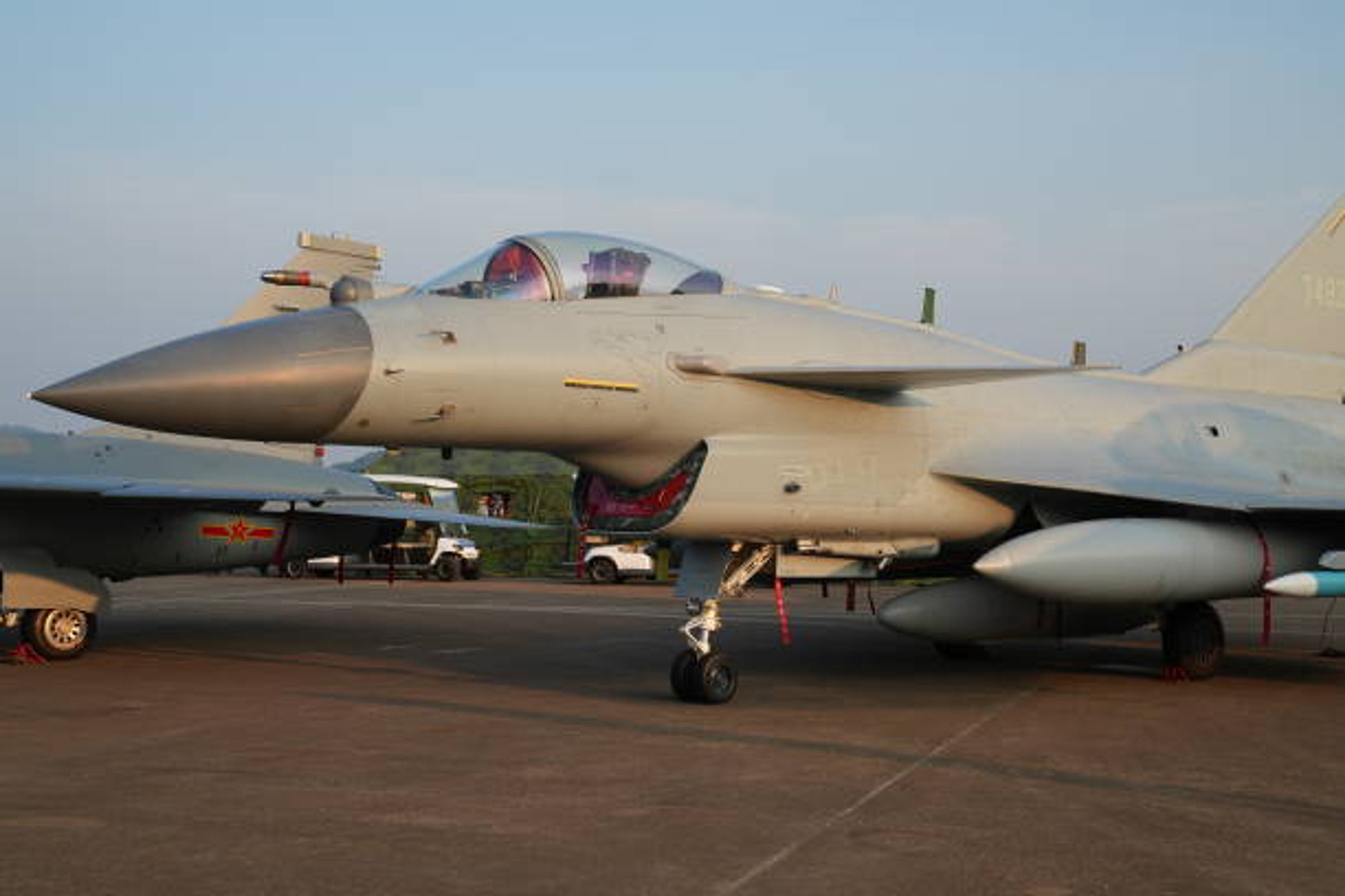 Chinese Weapons Gain Global Attention Amid India-Pakistan Conflict